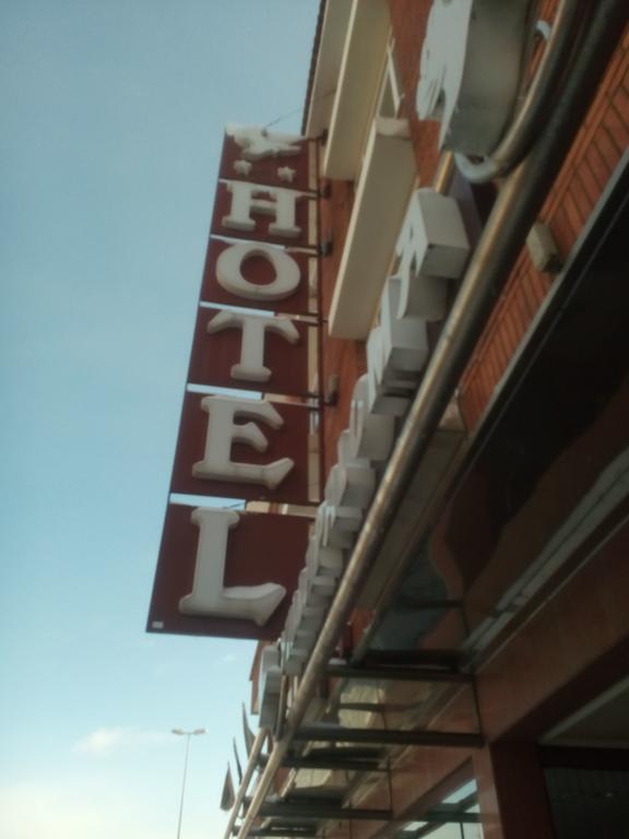 Hotel Villapaloma La Virgen del Camino Eksteriør bilde