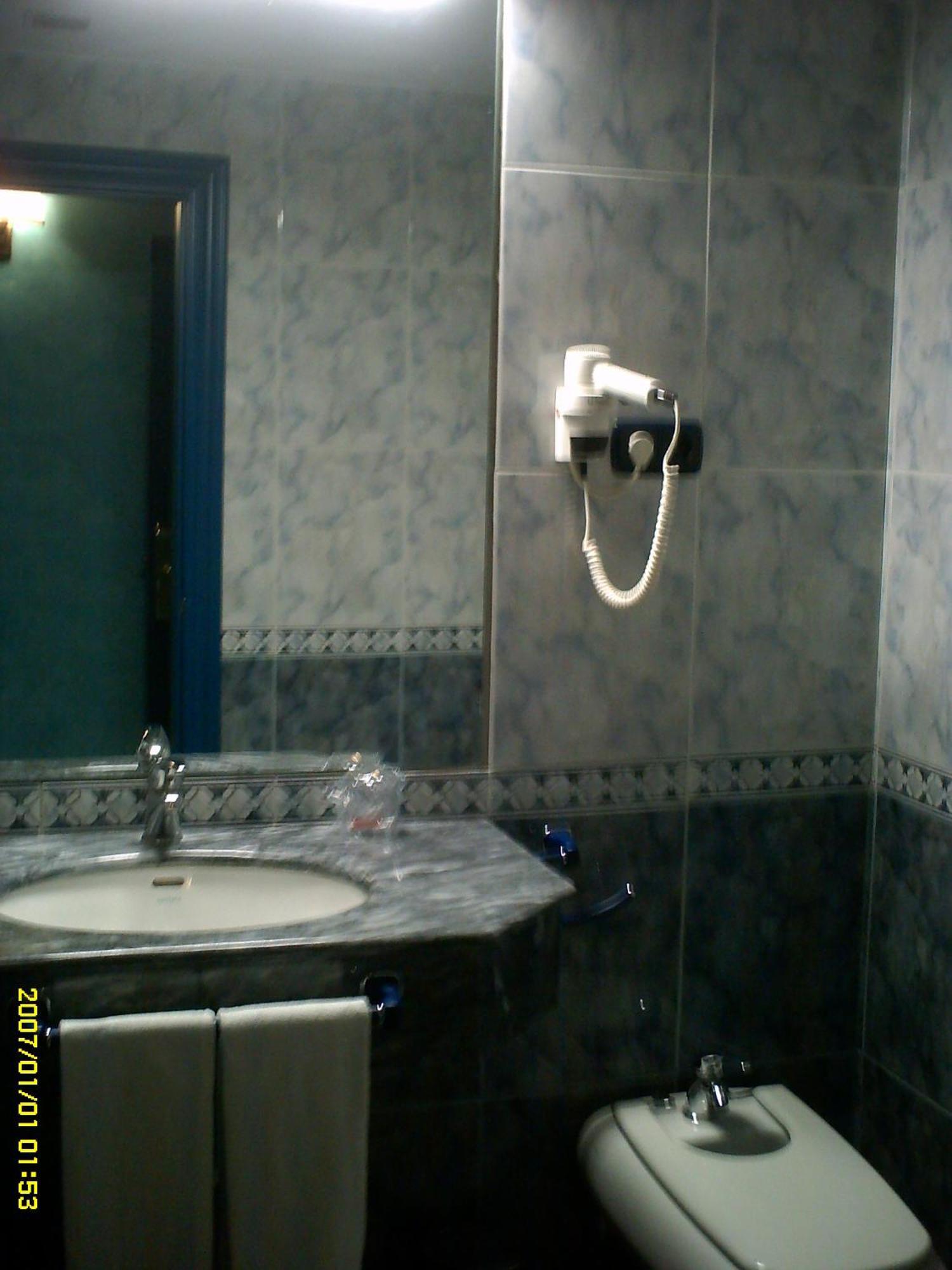 Hotel Villapaloma La Virgen del Camino Eksteriør bilde