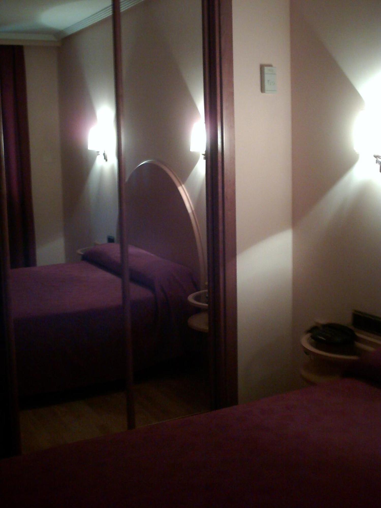 Hotel Villapaloma La Virgen del Camino Eksteriør bilde